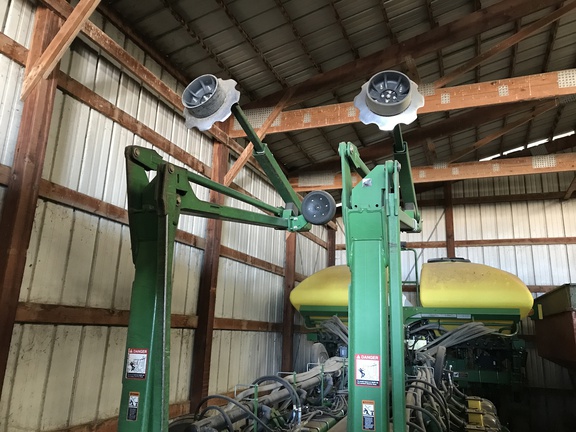 2012 John Deere 1770NT CCS Planter