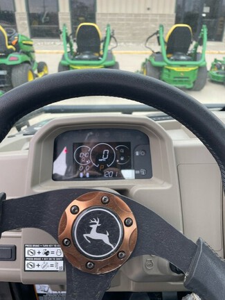 2024 John Deere XUV 835R ATV