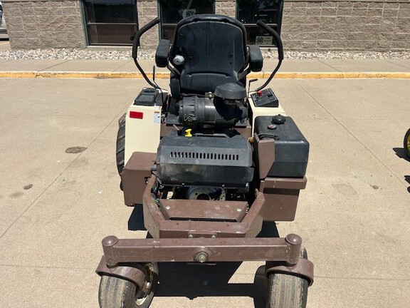 2010 Grasshopper 727K Mower/Zero Turn