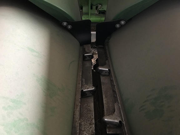 2023 John Deere C12R Header Corn Head