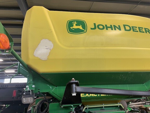 2023 John Deere DB90 Planter