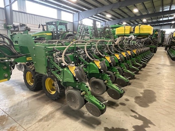 2023 John Deere DB90 Planter