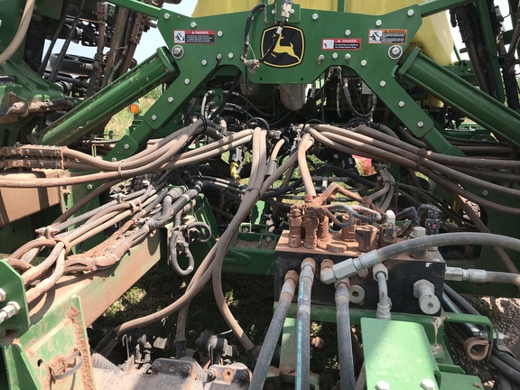 2021 John Deere N530C Air Seeder