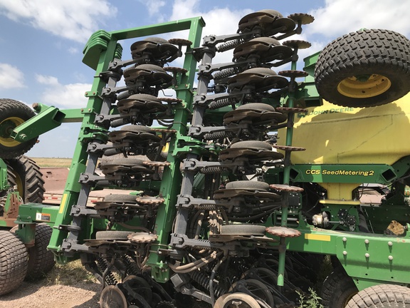 2021 John Deere N530C Air Seeder