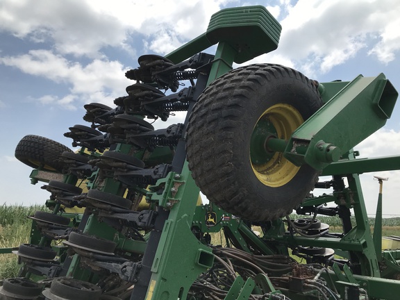 2021 John Deere N530C Air Seeder