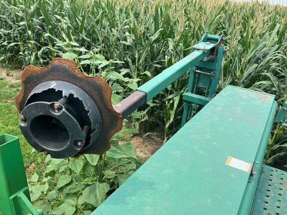 2000 John Deere 1530 Drill
