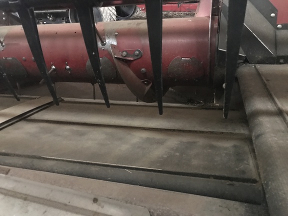 2014 Case IH 3162-35 Header Combine