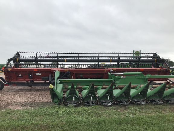 2014 Case IH 3162-35 Header Combine