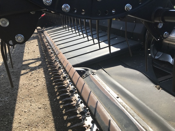 2018 MacDon FD75-35 Header Combine