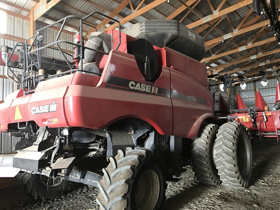 2014 Case IH 7230 Combine