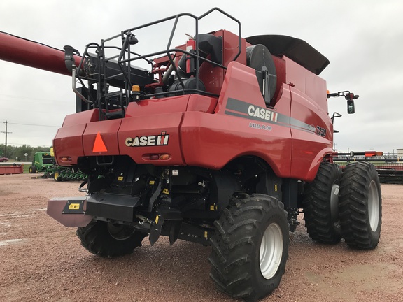 2014 Case IH 7230 Combine