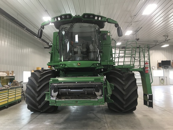 2024 John Deere S780 Combine