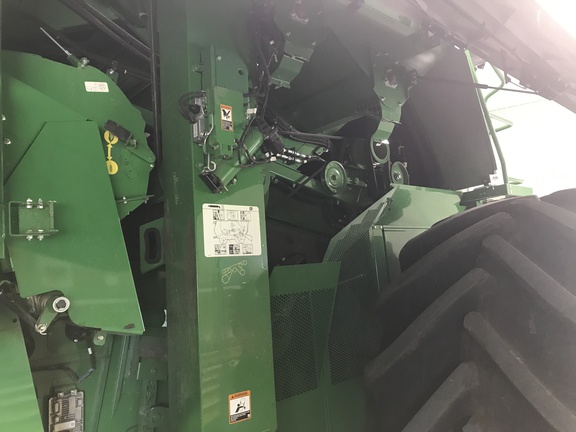 2024 John Deere S780 Combine