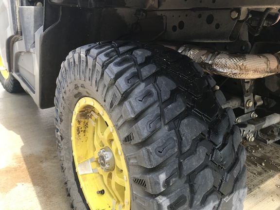 2023 John Deere XUV 835R ATV