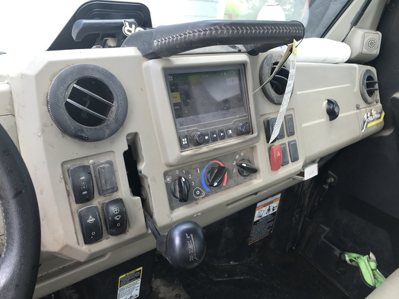 2023 John Deere XUV 835R ATV