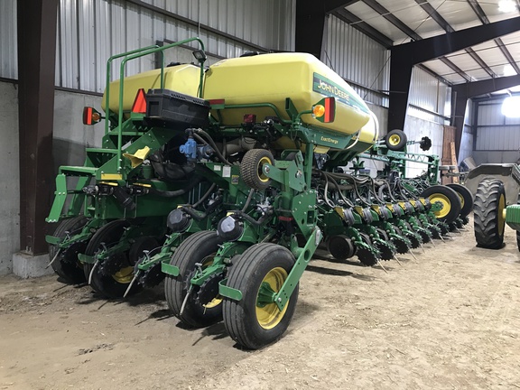 2020 John Deere 1775NT Planter