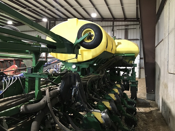 2020 John Deere 1775NT Planter