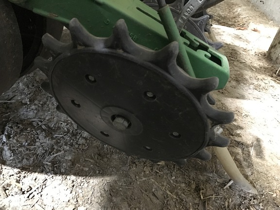 2020 John Deere 1775NT Planter