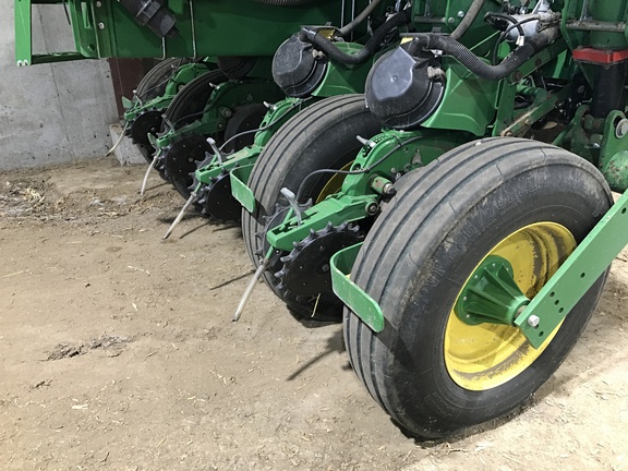 2020 John Deere 1775NT Planter