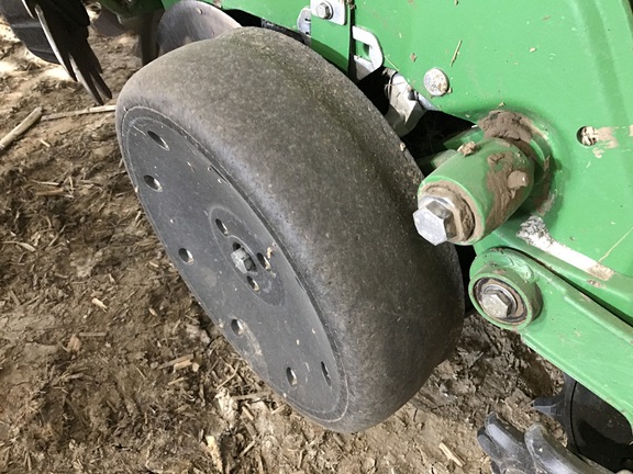 2020 John Deere 1775NT Planter