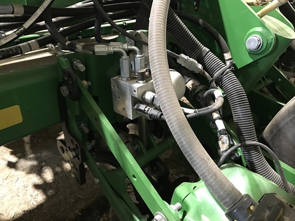 2020 John Deere 1775NT Planter