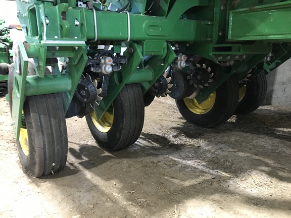 2020 John Deere 1775NT Planter