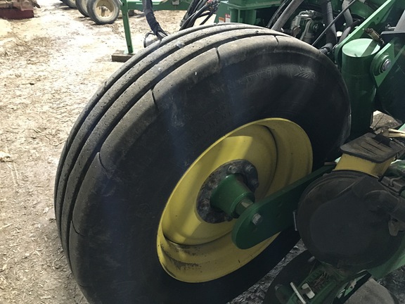 2020 John Deere 1775NT Planter