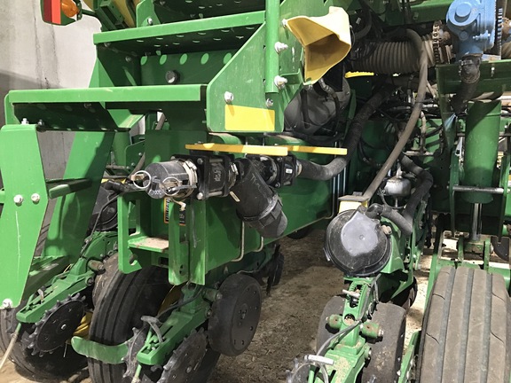 2020 John Deere 1775NT Planter