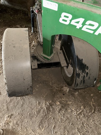 Misc 842R Header Transport