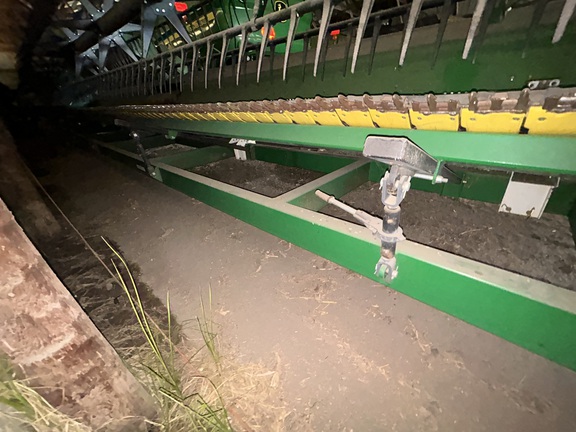 Misc 842R Header Transport