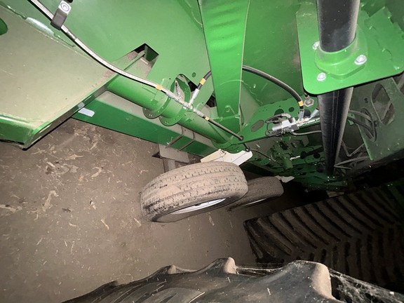 Misc 842R Header Transport