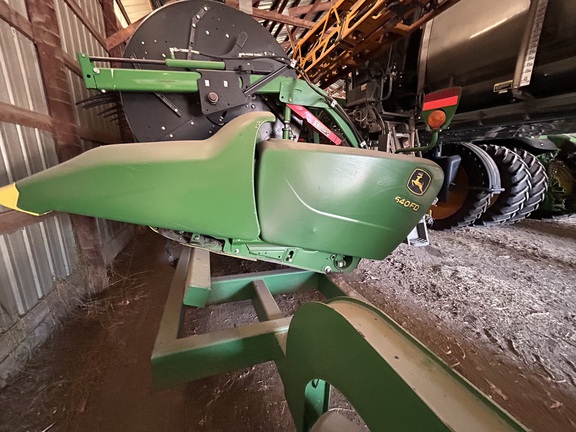 2018 John Deere 640FD Header Combine