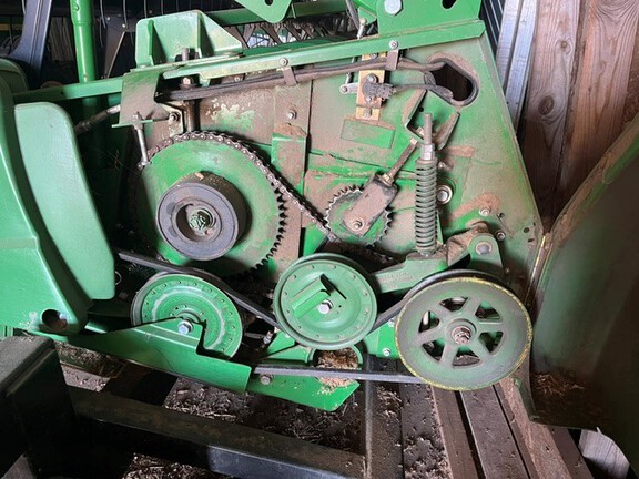2013 John Deere 630F Header Combine
