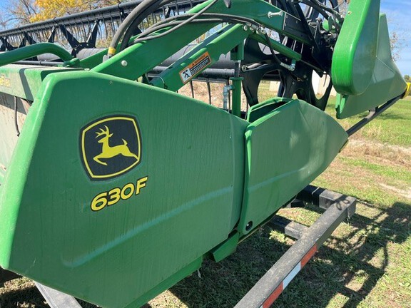 2013 John Deere 630F Header Combine