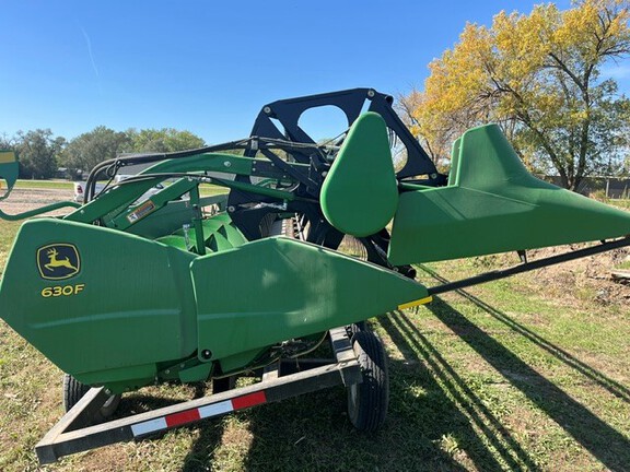 2013 John Deere 630F Header Combine