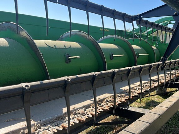 2013 John Deere 630F Header Combine