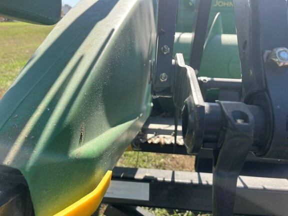 2013 John Deere 630F Header Combine