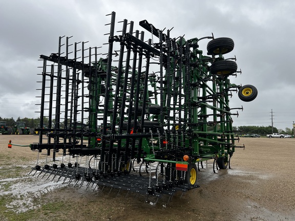2021 John Deere 2230FH Field Cultivator