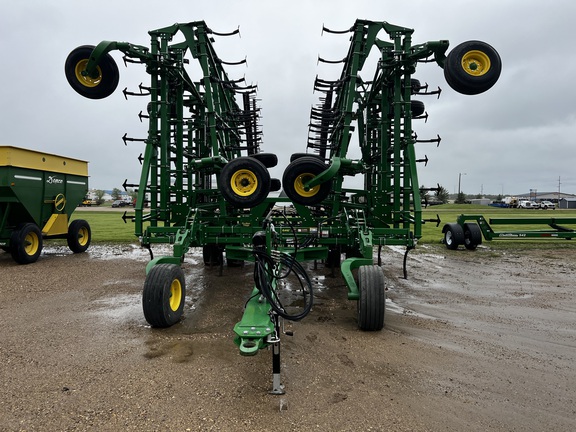 2021 John Deere 2230FH Field Cultivator