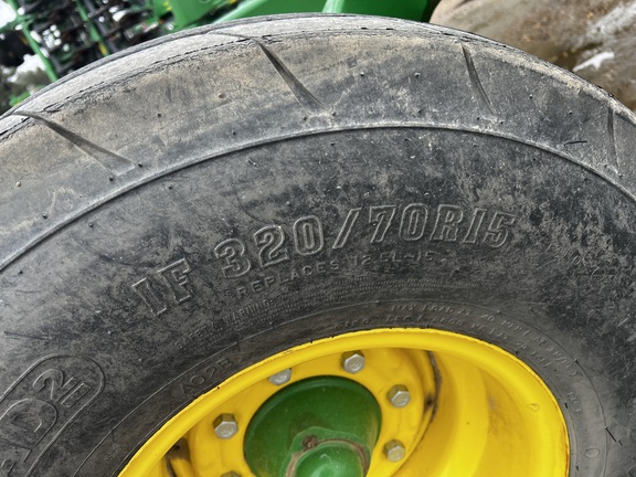 2021 John Deere 2230FH Field Cultivator