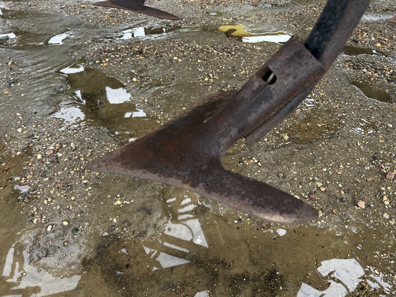 2021 John Deere 2230FH Field Cultivator