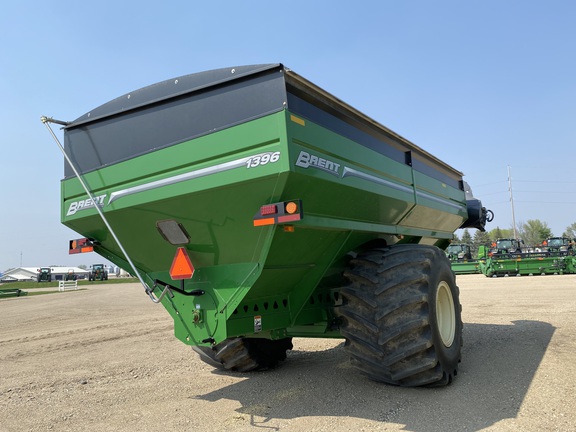 2013 Brent 1396 Grain Cart