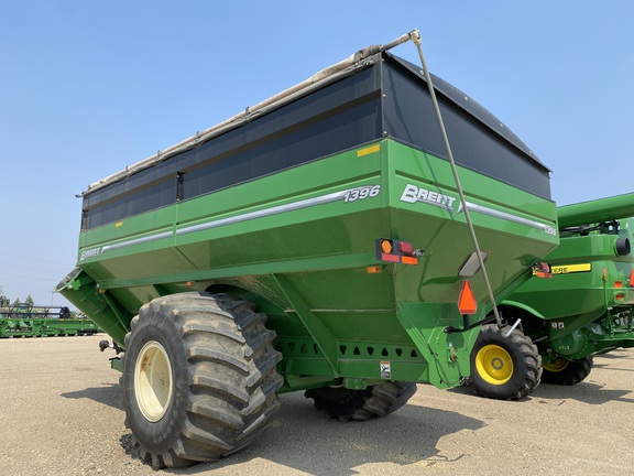 2013 Brent 1396 Grain Cart