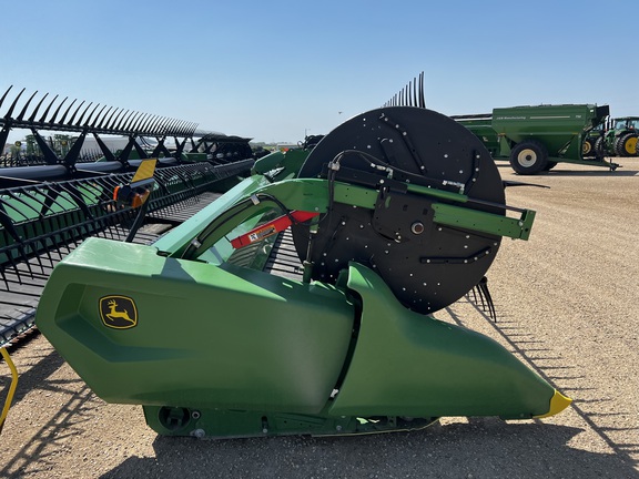 2022 John Deere RD45F Header Combine