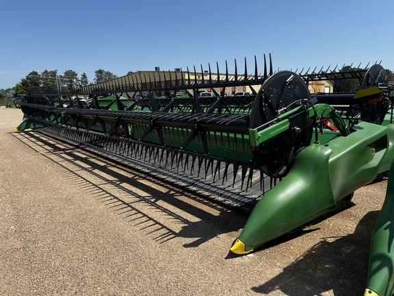 2022 John Deere RD45F Header Combine
