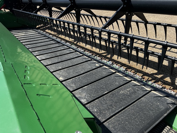 2022 John Deere RD45F Header Combine