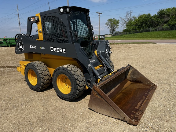 2022 John Deere 320G Skid Steer Loader