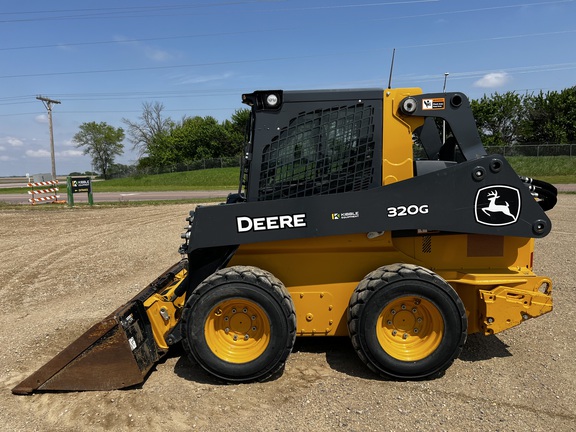 2022 John Deere 320G Skid Steer Loader