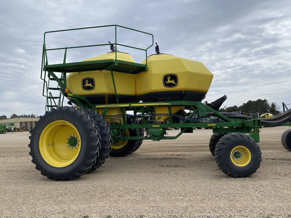 2022 John Deere N560 Air Seeder