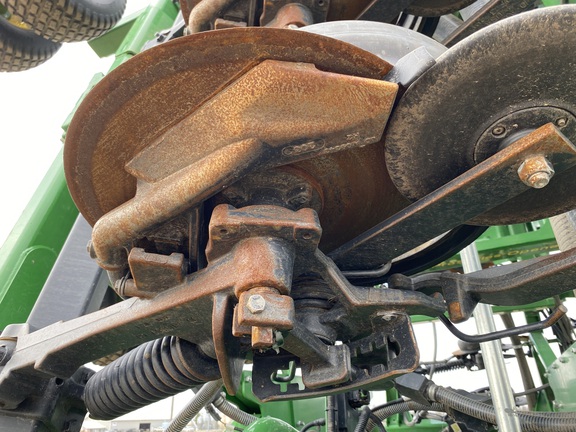 2022 John Deere N560 Air Seeder